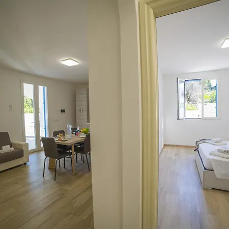 Apartment La Primula 3 Sea View - Happy Salve